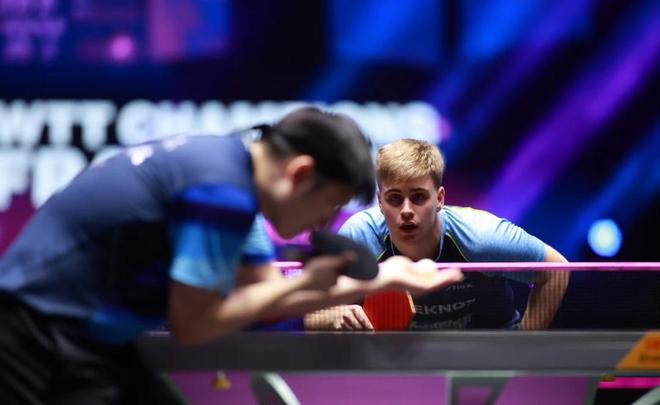 视野压迫将 视野压迫将