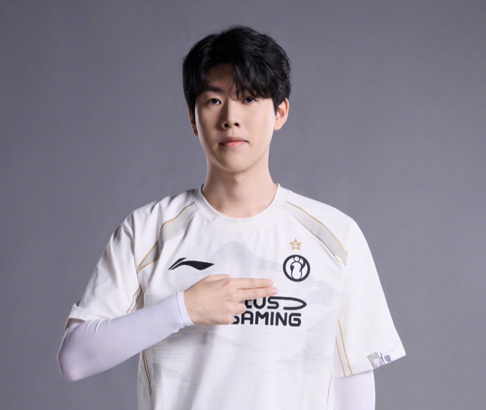 奥卢以低平 奥卢以低平